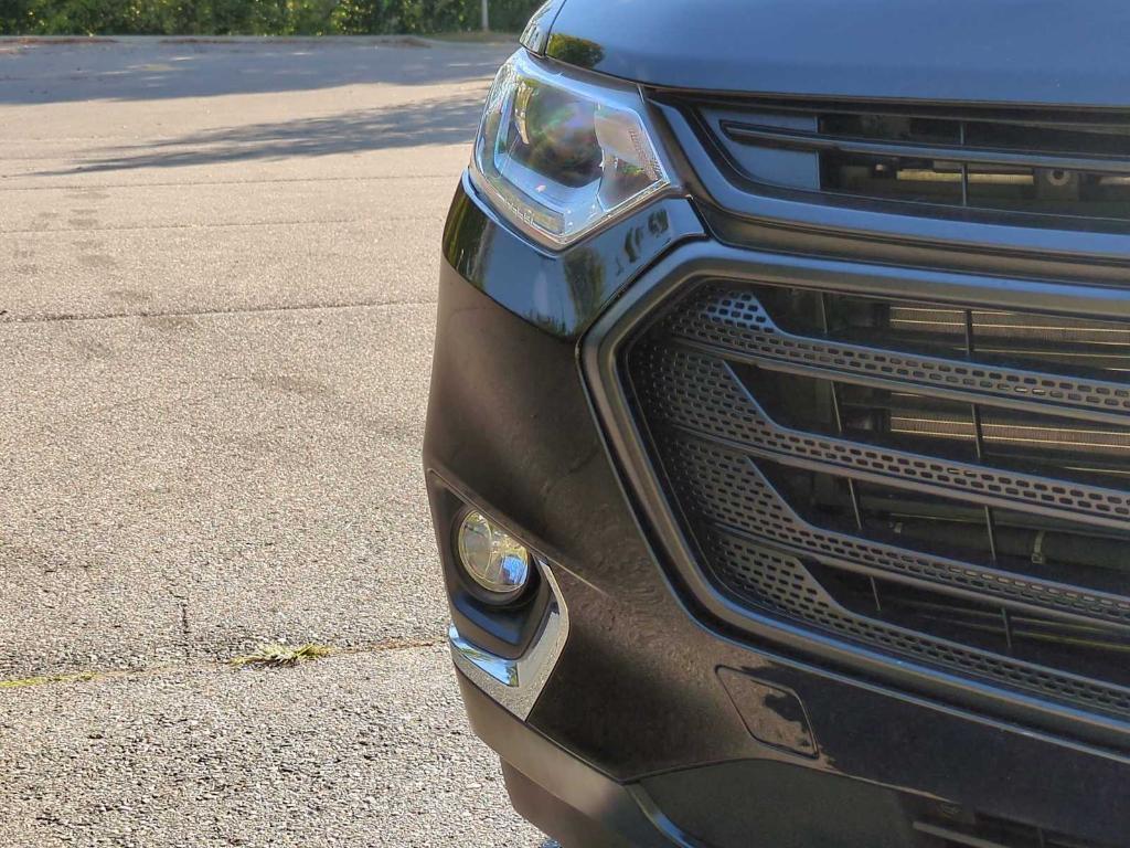 used 2018 Chevrolet Traverse car, priced at $15,488