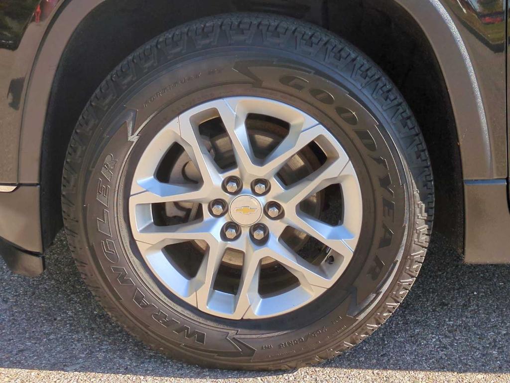 used 2018 Chevrolet Traverse car, priced at $15,488