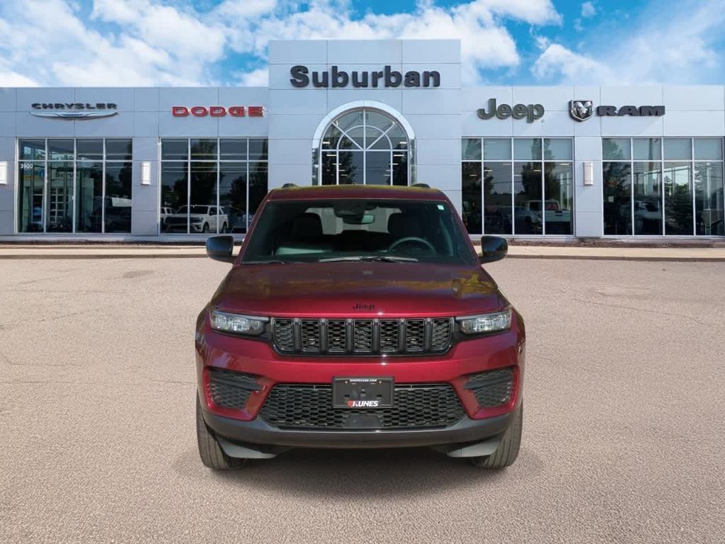 used 2024 Jeep Grand Cherokee car, priced at $29,588