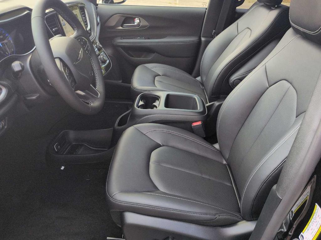 new 2026 Chrysler Pacifica car, priced at $45,790