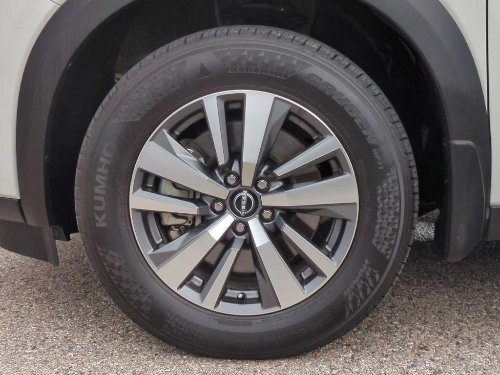 used 2024 Nissan Pathfinder car, priced at $32,990