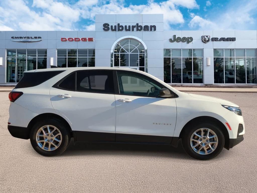 used 2022 Chevrolet Equinox car, priced at $14,990