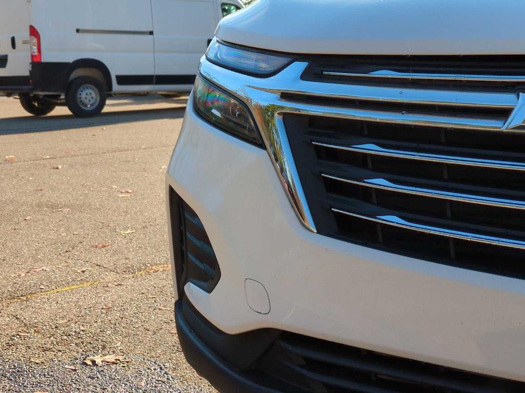 used 2022 Chevrolet Equinox car, priced at $14,990