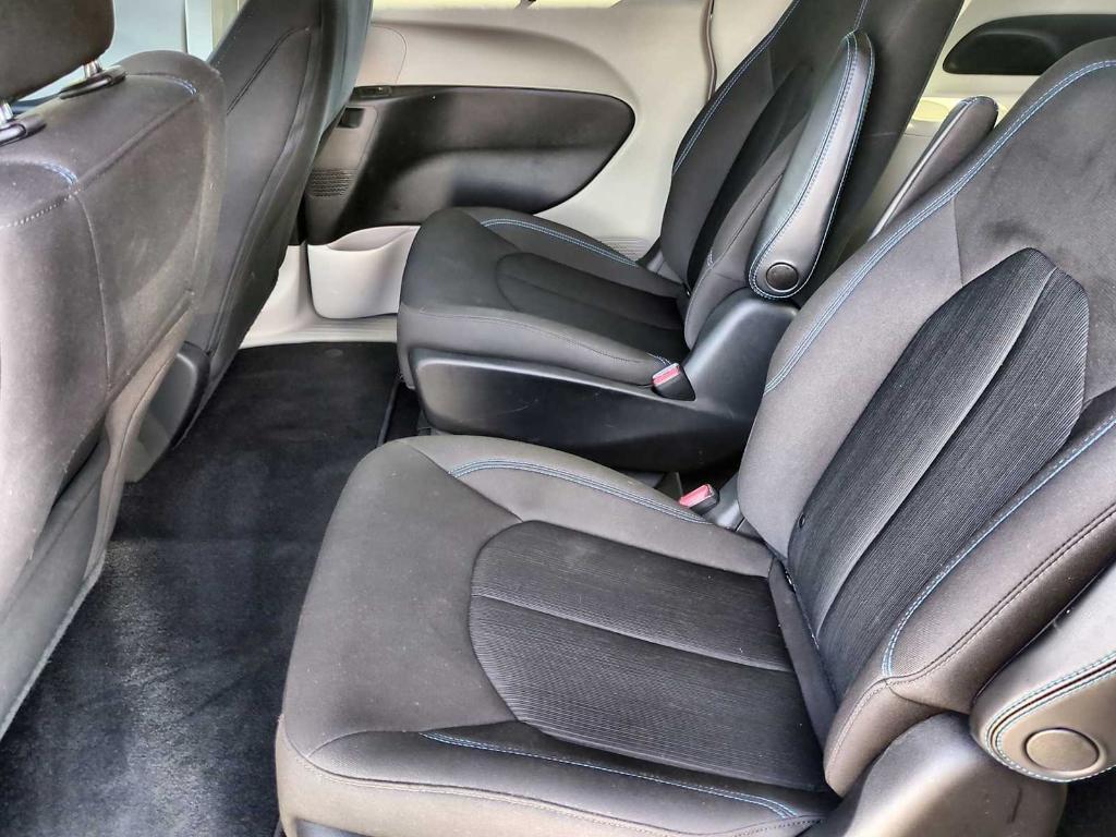 used 2021 Chrysler Pacifica Hybrid car, priced at $24,990