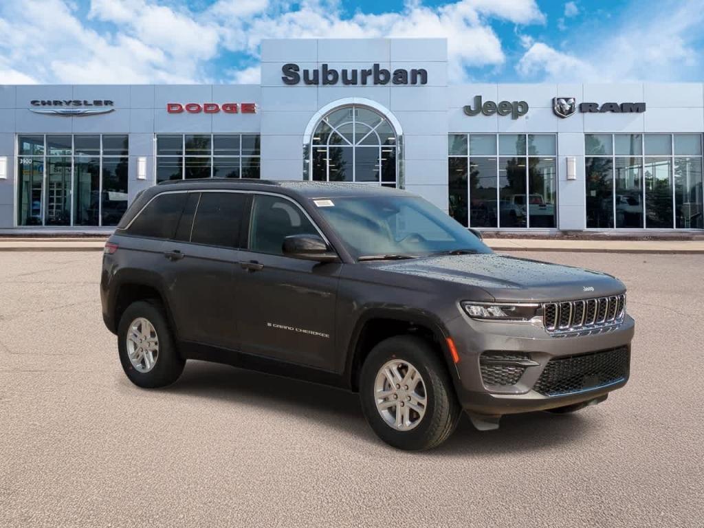 new 2025 Jeep Grand Cherokee car, priced at $33,544