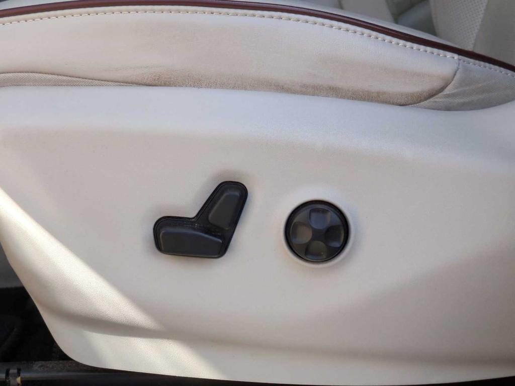 used 2017 Chrysler Pacifica car, priced at $17,444