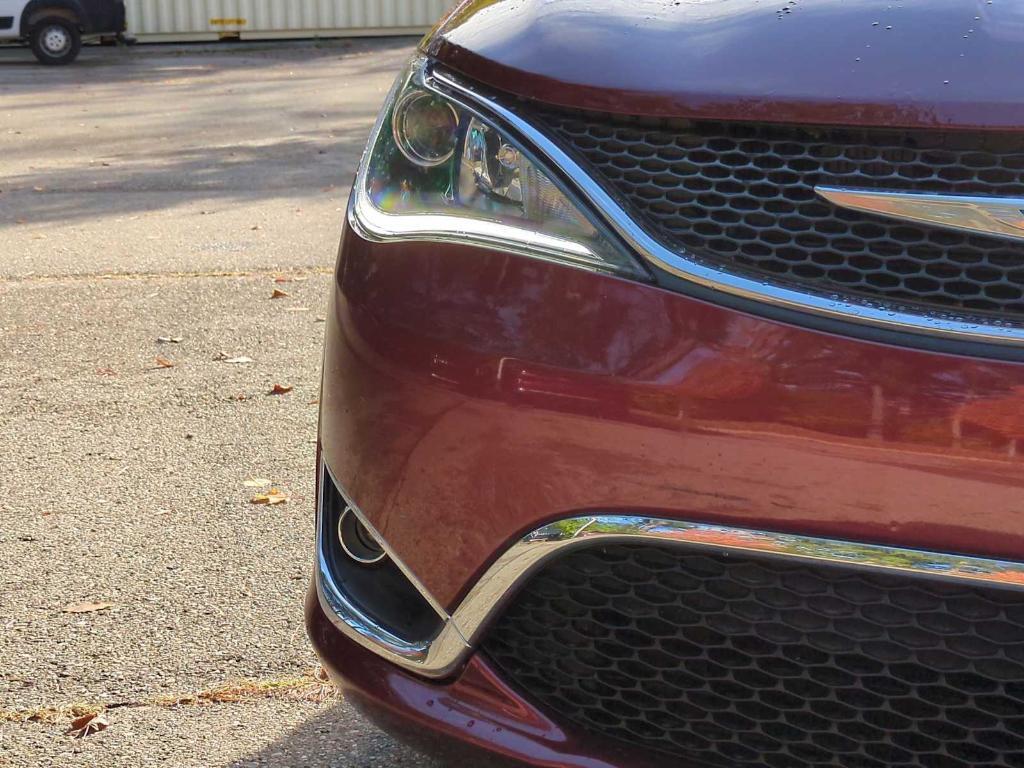 used 2017 Chrysler Pacifica car, priced at $17,444