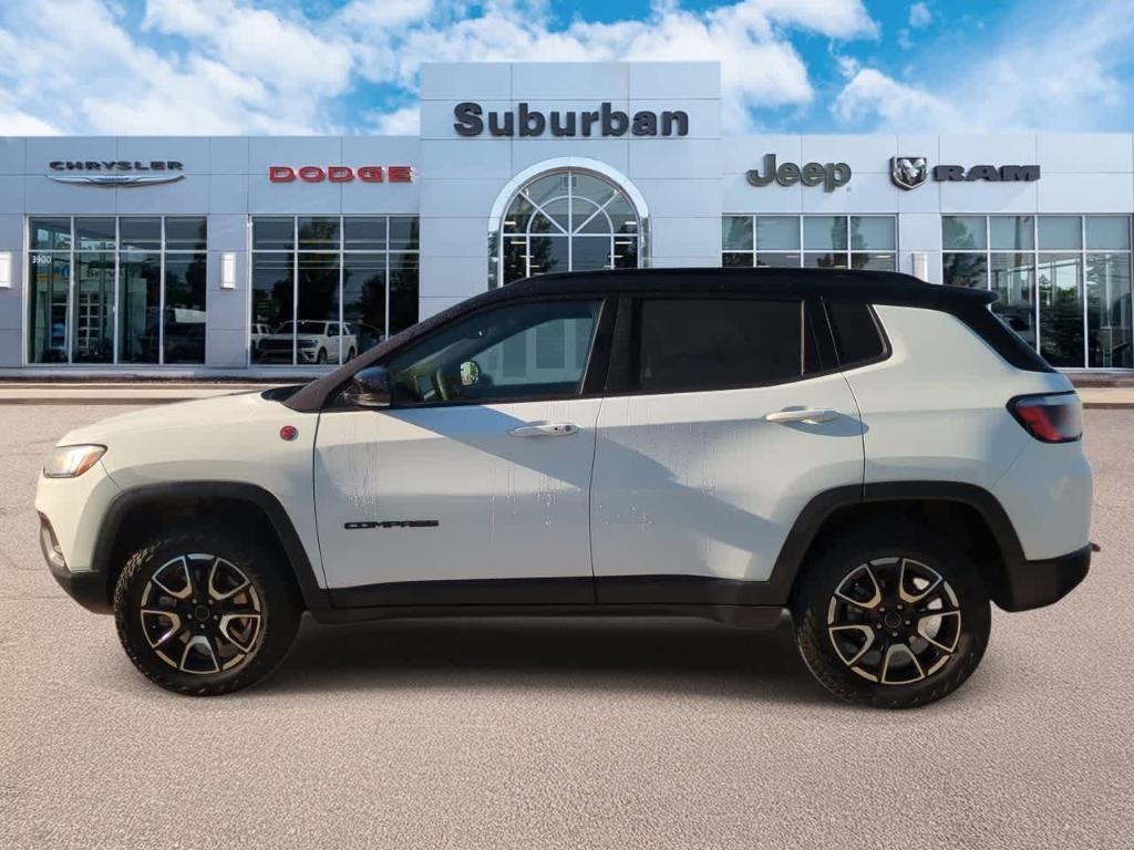 used 2025 Jeep Compass car, priced at $24,990