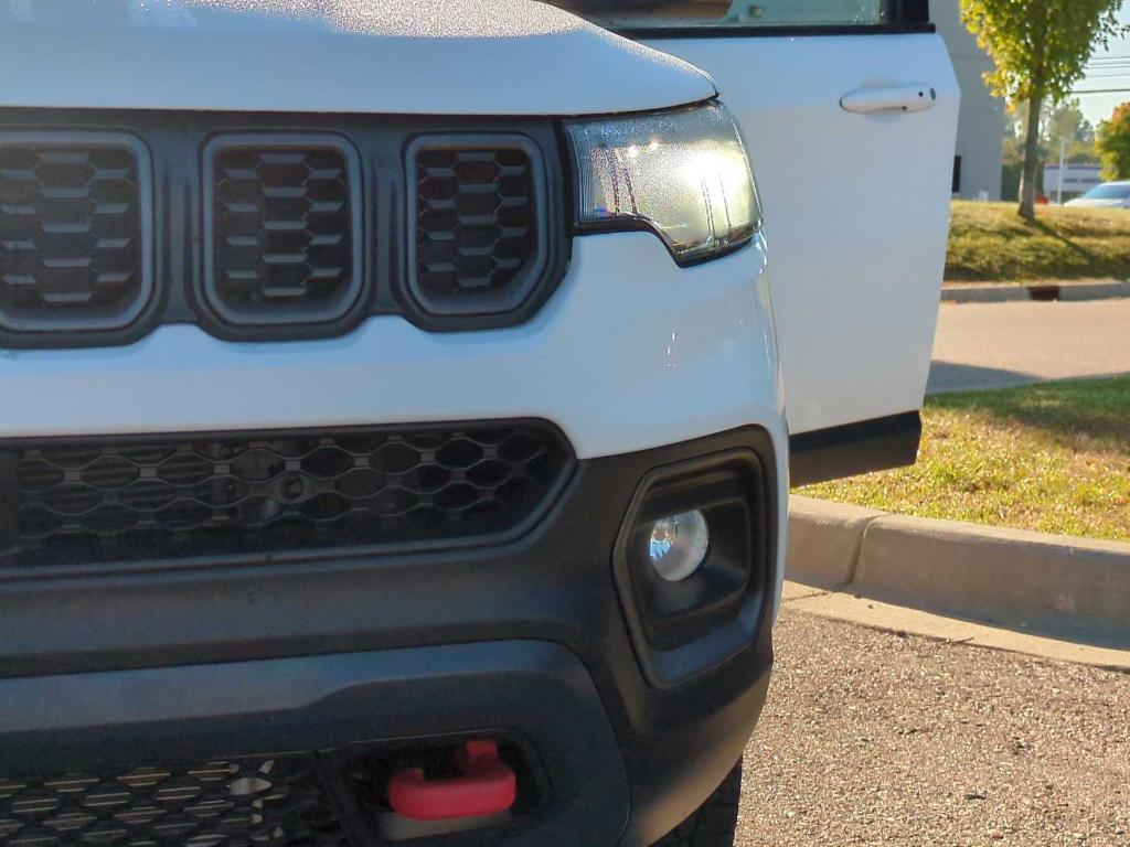 used 2025 Jeep Compass car, priced at $24,990