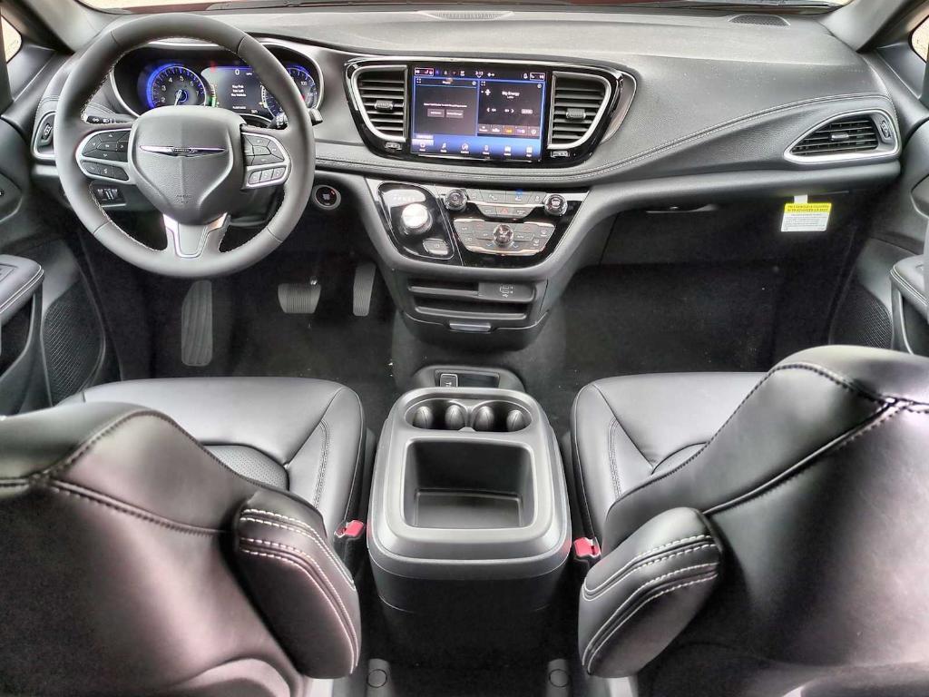 new 2026 Chrysler Pacifica car, priced at $38,084
