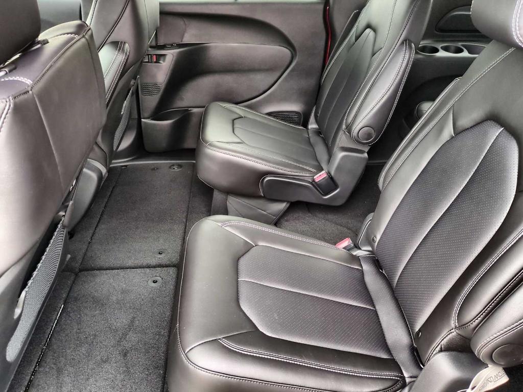 new 2026 Chrysler Pacifica car, priced at $38,084
