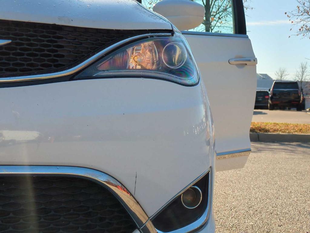 used 2017 Chrysler Pacifica car, priced at $11,990