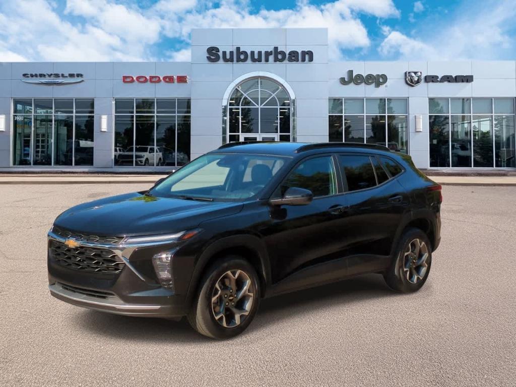 used 2024 Chevrolet Trax car, priced at $20,444