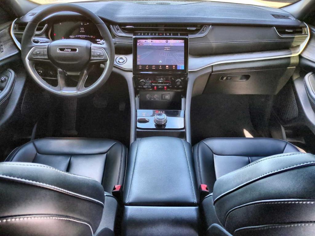 used 2024 Jeep Grand Cherokee car, priced at $35,870