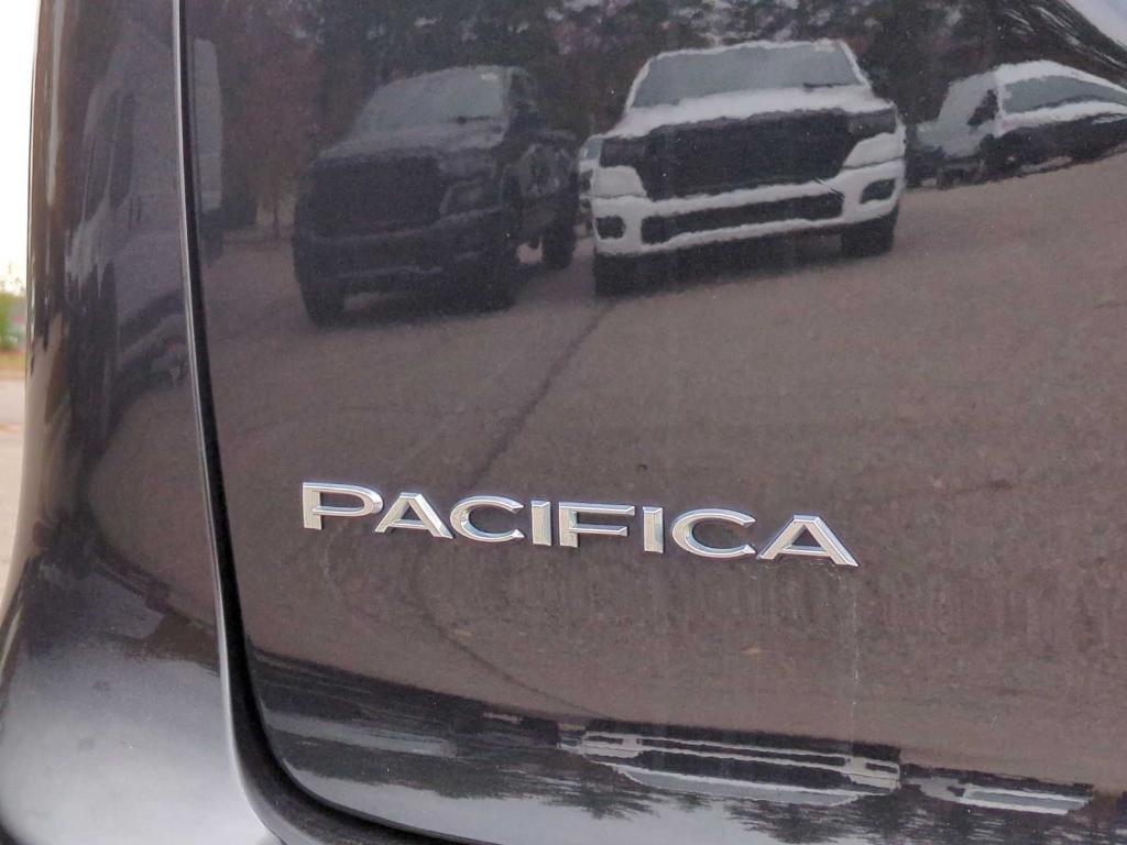 used 2017 Chrysler Pacifica car, priced at $12,488