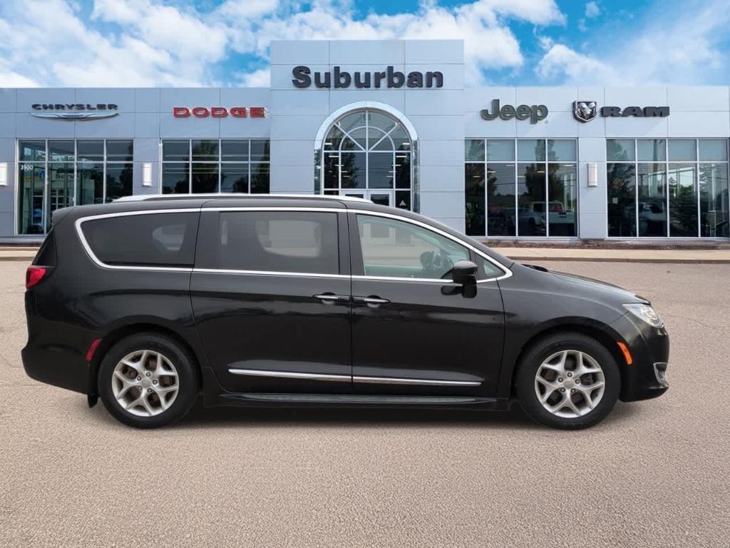 used 2017 Chrysler Pacifica car, priced at $12,488