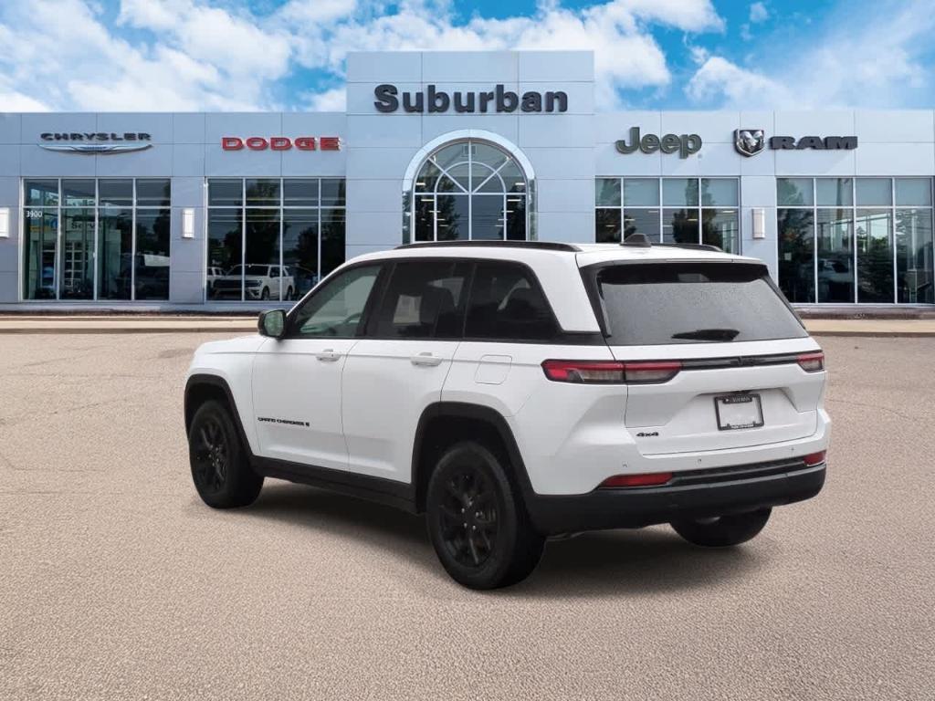 used 2024 Jeep Grand Cherokee car, priced at $27,990
