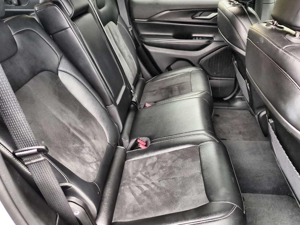 used 2024 Jeep Grand Cherokee car, priced at $27,990