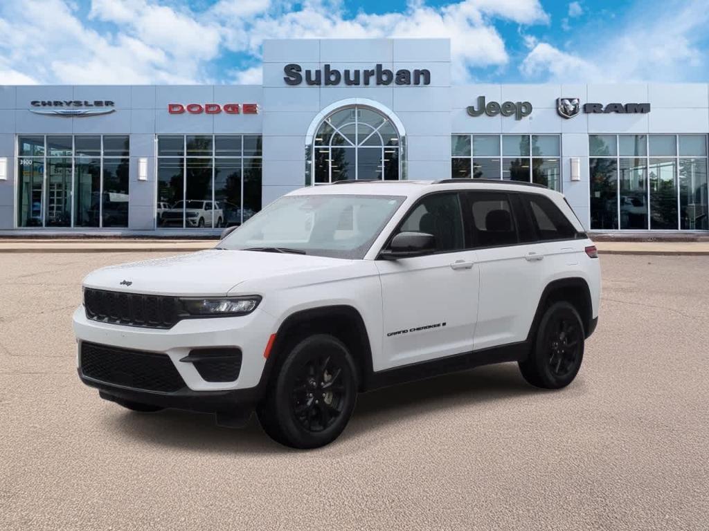 used 2024 Jeep Grand Cherokee car, priced at $27,990