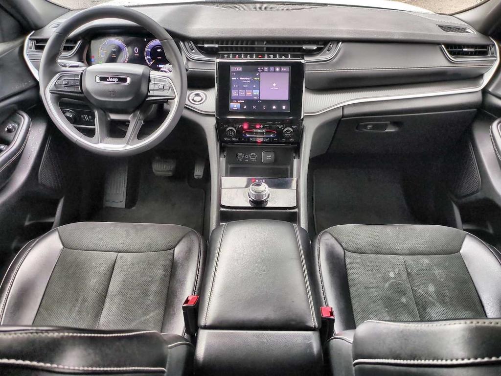 used 2024 Jeep Grand Cherokee car, priced at $27,990