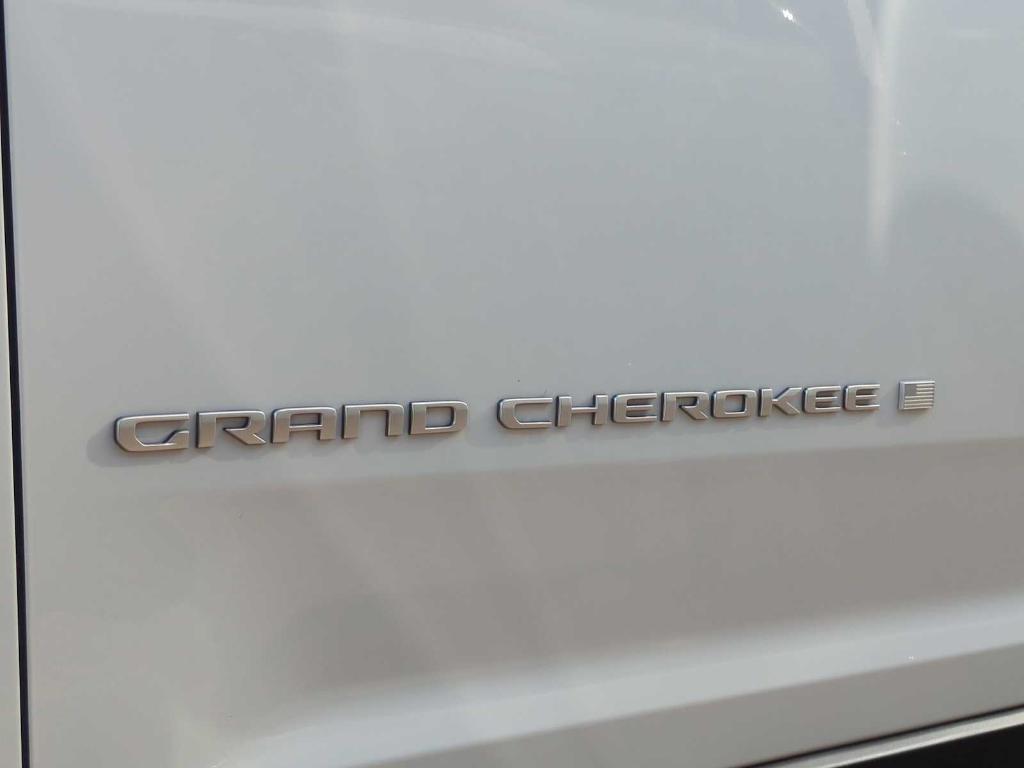 new 2025 Jeep Grand Cherokee L car, priced at $41,458