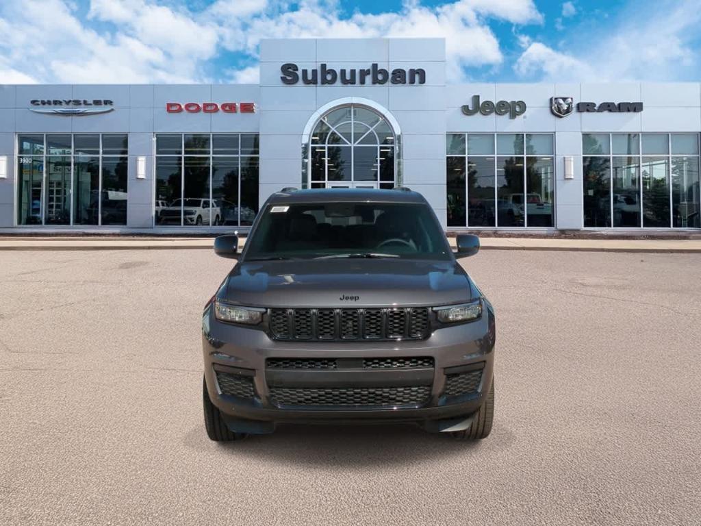 new 2025 Jeep Grand Cherokee L car, priced at $42,272