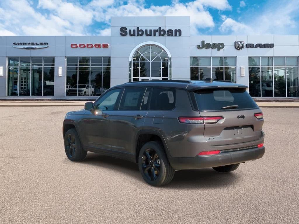 new 2025 Jeep Grand Cherokee L car, priced at $42,272