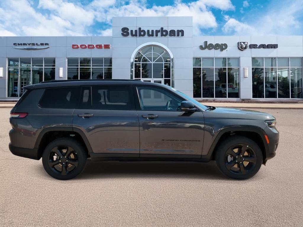 new 2025 Jeep Grand Cherokee L car, priced at $42,272
