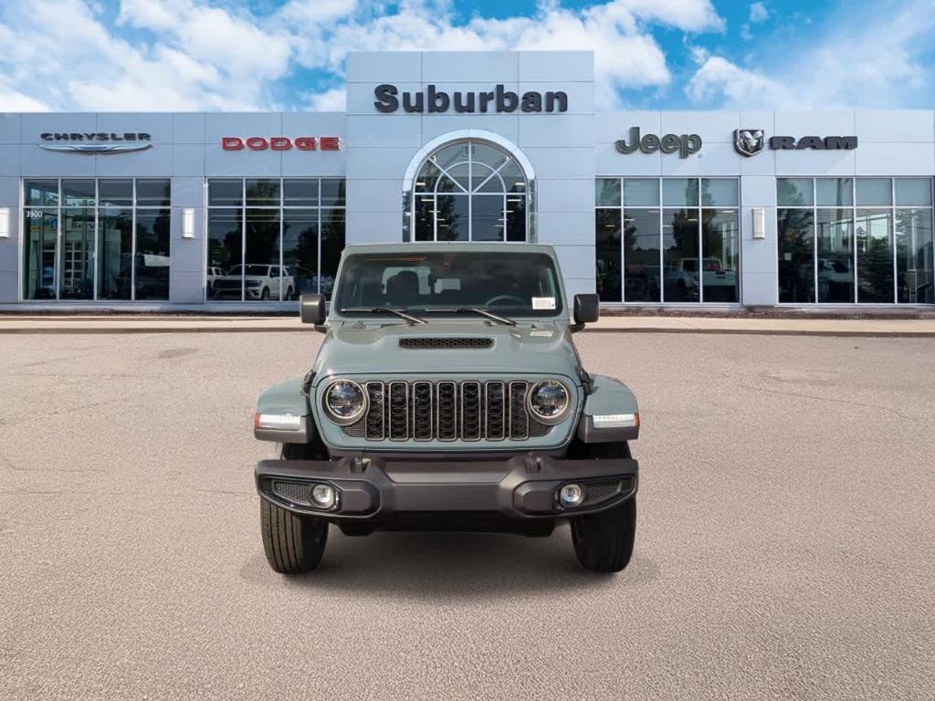 new 2025 Jeep Gladiator car, priced at $44,068