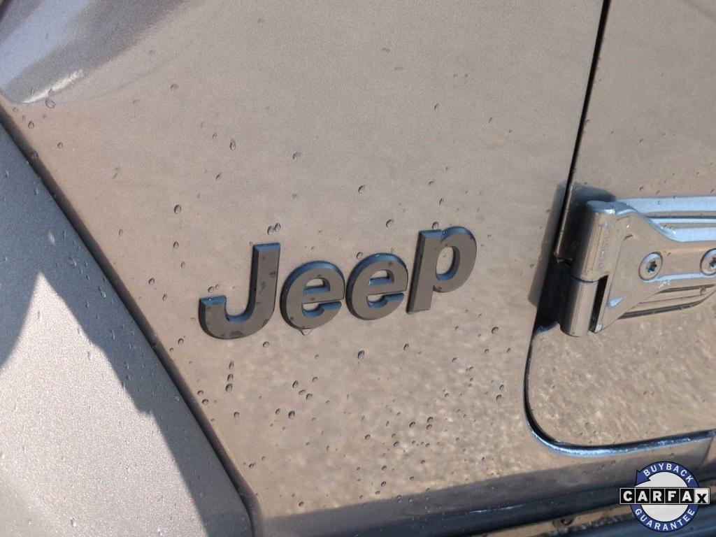 used 2023 Jeep Gladiator car, priced at $30,981