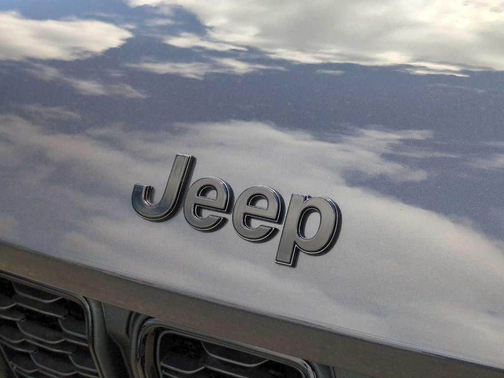 new 2025 Jeep Grand Cherokee L car, priced at $48,051