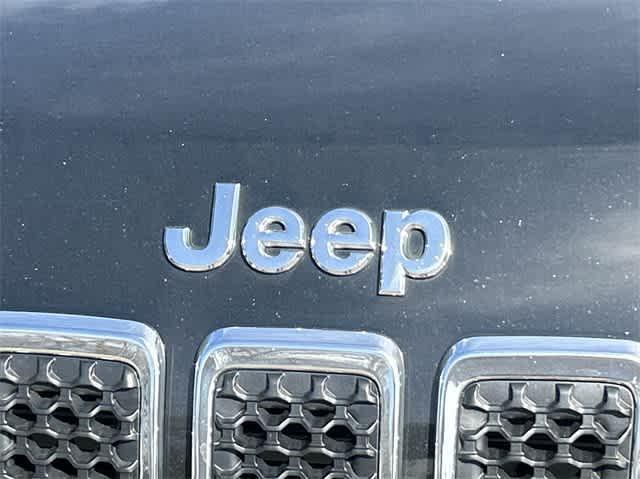 used 2019 Jeep Cherokee car, priced at $16,941