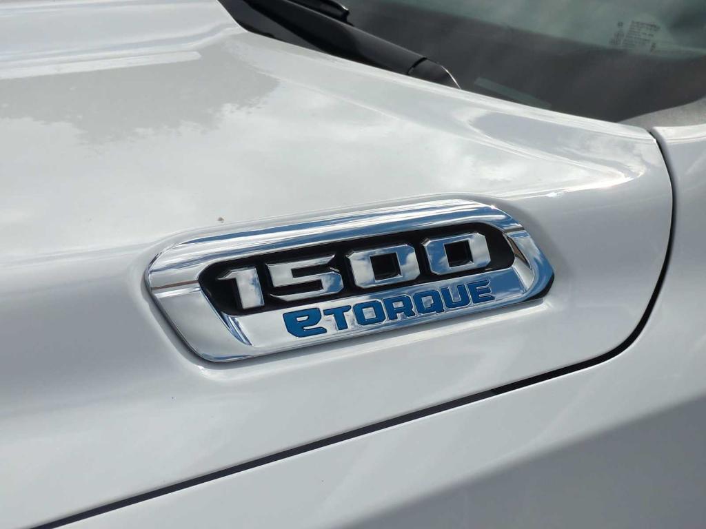 new 2025 Ram 1500 car, priced at $45,043