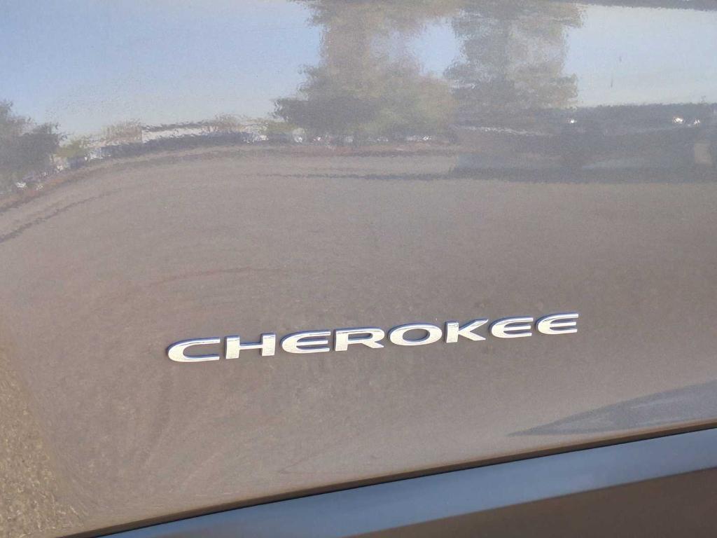 used 2022 Jeep Cherokee car, priced at $19,488
