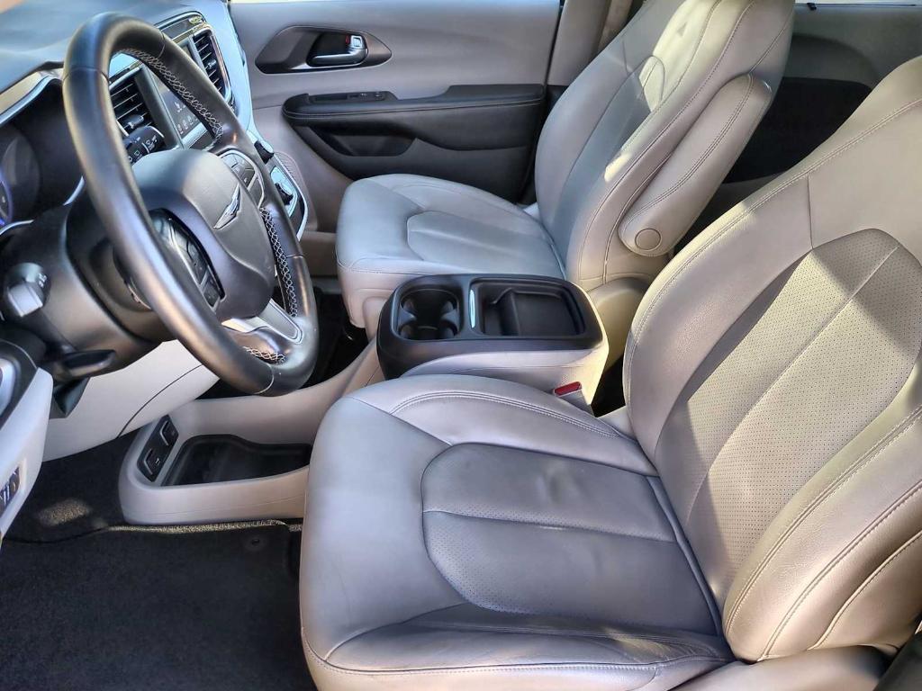 used 2020 Chrysler Pacifica car, priced at $11,990