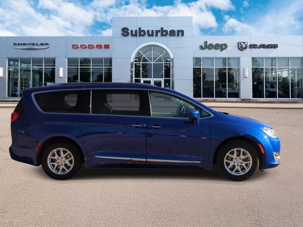 used 2020 Chrysler Pacifica car, priced at $11,990