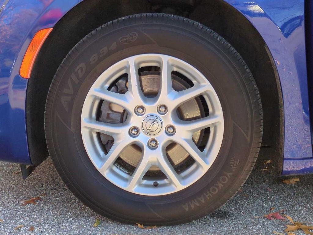 used 2020 Chrysler Pacifica car, priced at $11,990