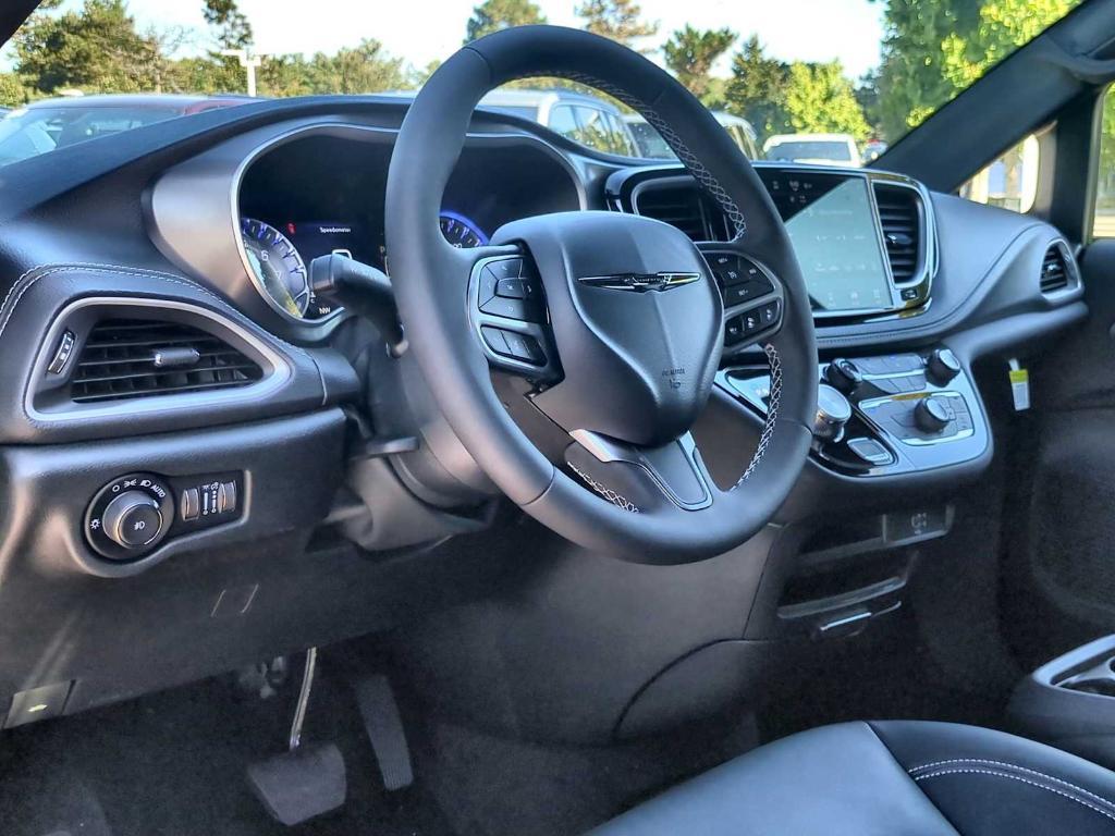 new 2026 Chrysler Pacifica car, priced at $45,790