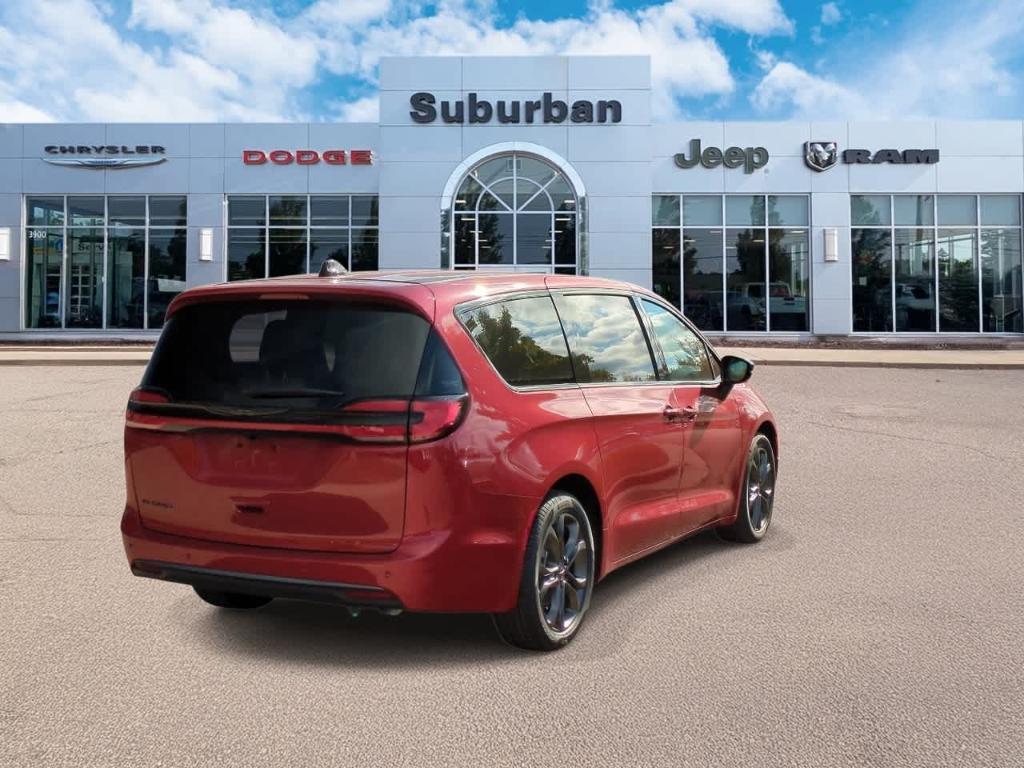 new 2026 Chrysler Pacifica car, priced at $38,084