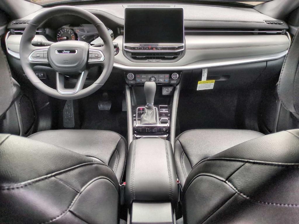 new 2026 Jeep Compass car, priced at $32,073