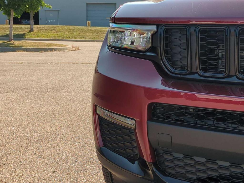 new 2025 Jeep Grand Cherokee L car, priced at $48,051