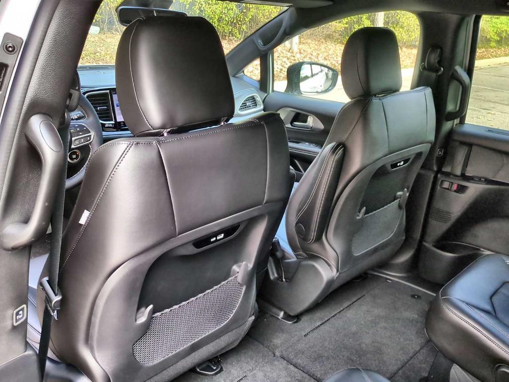 new 2026 Chrysler Pacifica car, priced at $37,532