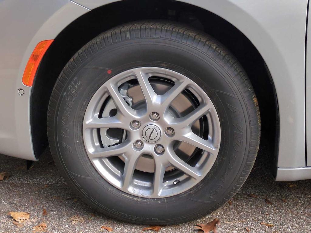 new 2026 Chrysler Pacifica car, priced at $37,532