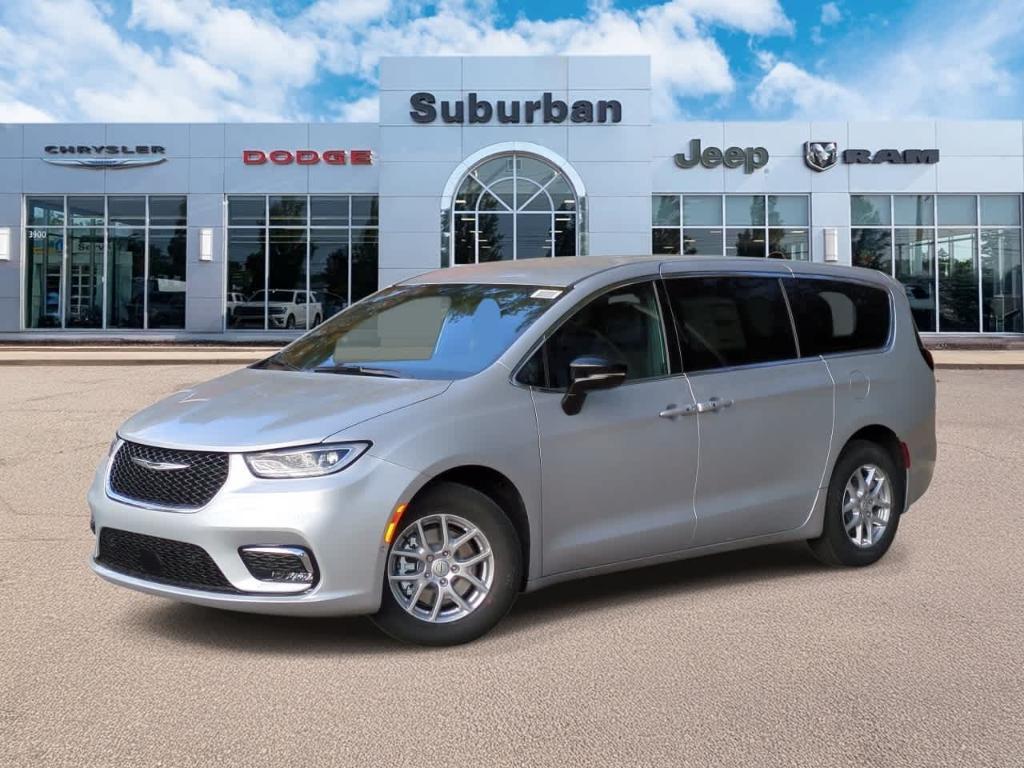 new 2026 Chrysler Pacifica car, priced at $37,532