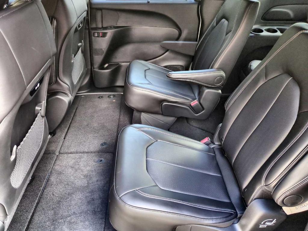 new 2026 Chrysler Pacifica car, priced at $37,532