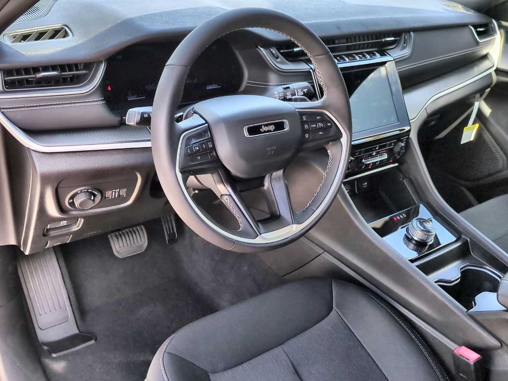 new 2025 Jeep Grand Cherokee L car, priced at $38,597
