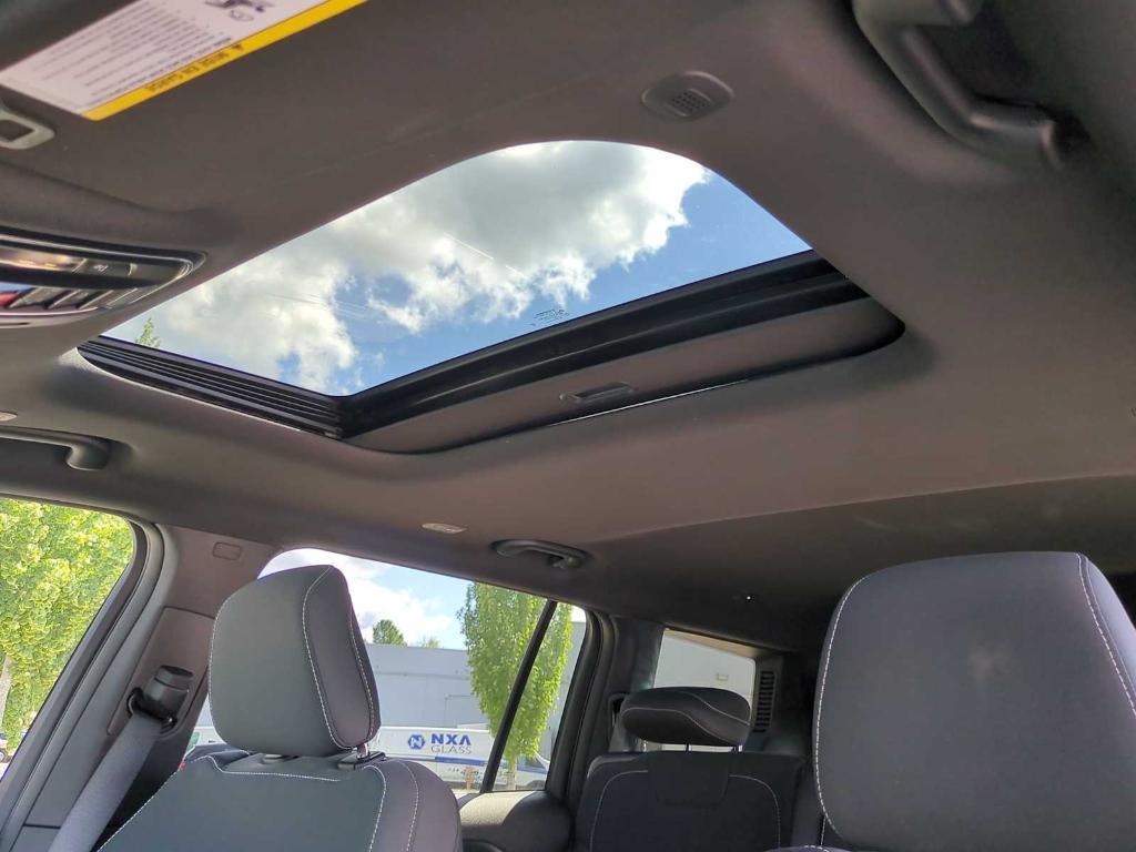 new 2025 Jeep Grand Cherokee L car, priced at $38,597