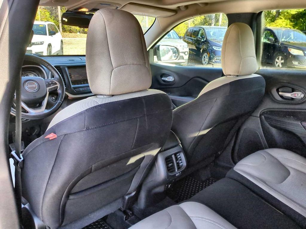 used 2016 Jeep Cherokee car, priced at $7,488