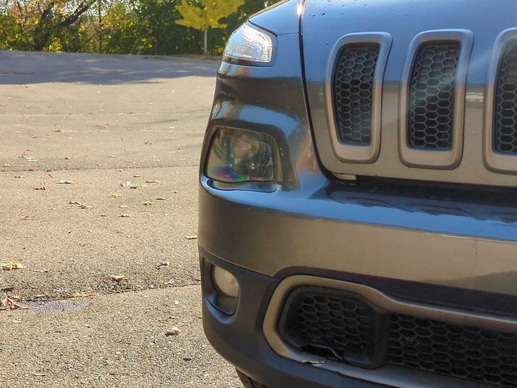 used 2016 Jeep Cherokee car, priced at $7,488