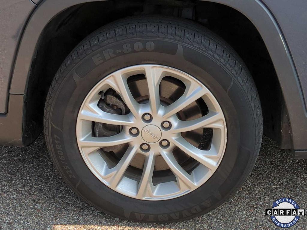 used 2020 Jeep Cherokee car, priced at $12,981